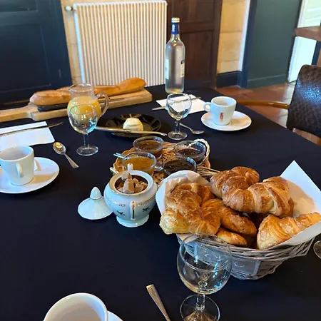 A 15 Minutes De Saint-emilion * Mouliets-et-Villemartin